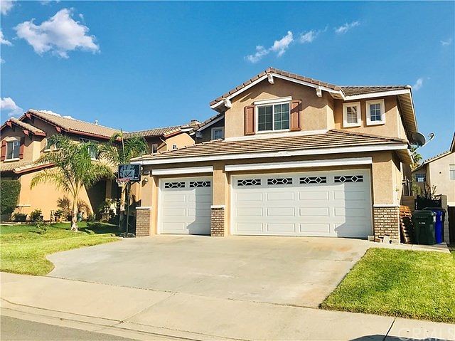 1st image of 5583 Hunt Club Dr
