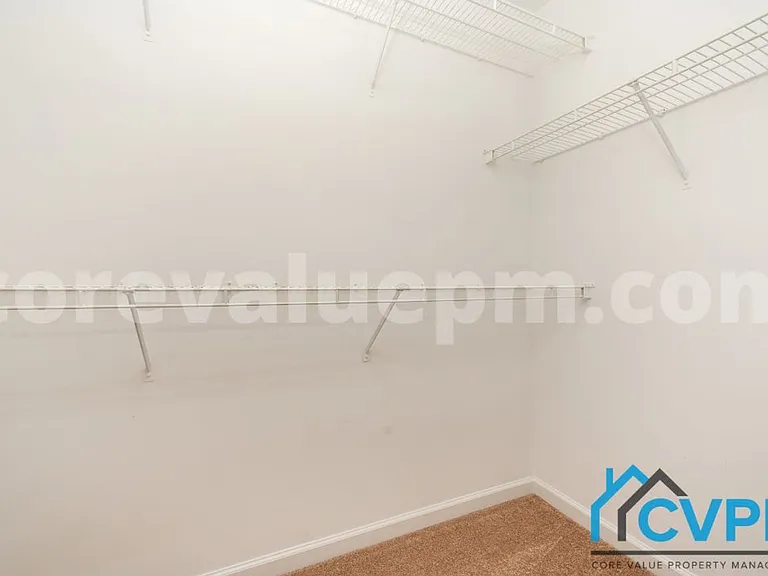 1321 Treasure Dr — Photo 20
