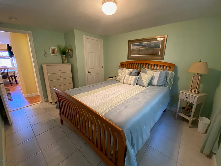 703 SW Central Ave #105 — Photo 7