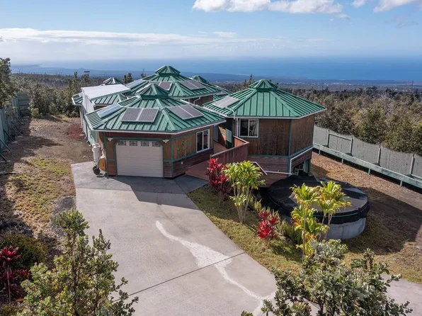 92-2118 Cocoanut Dr, Captain Cook, HI 96704