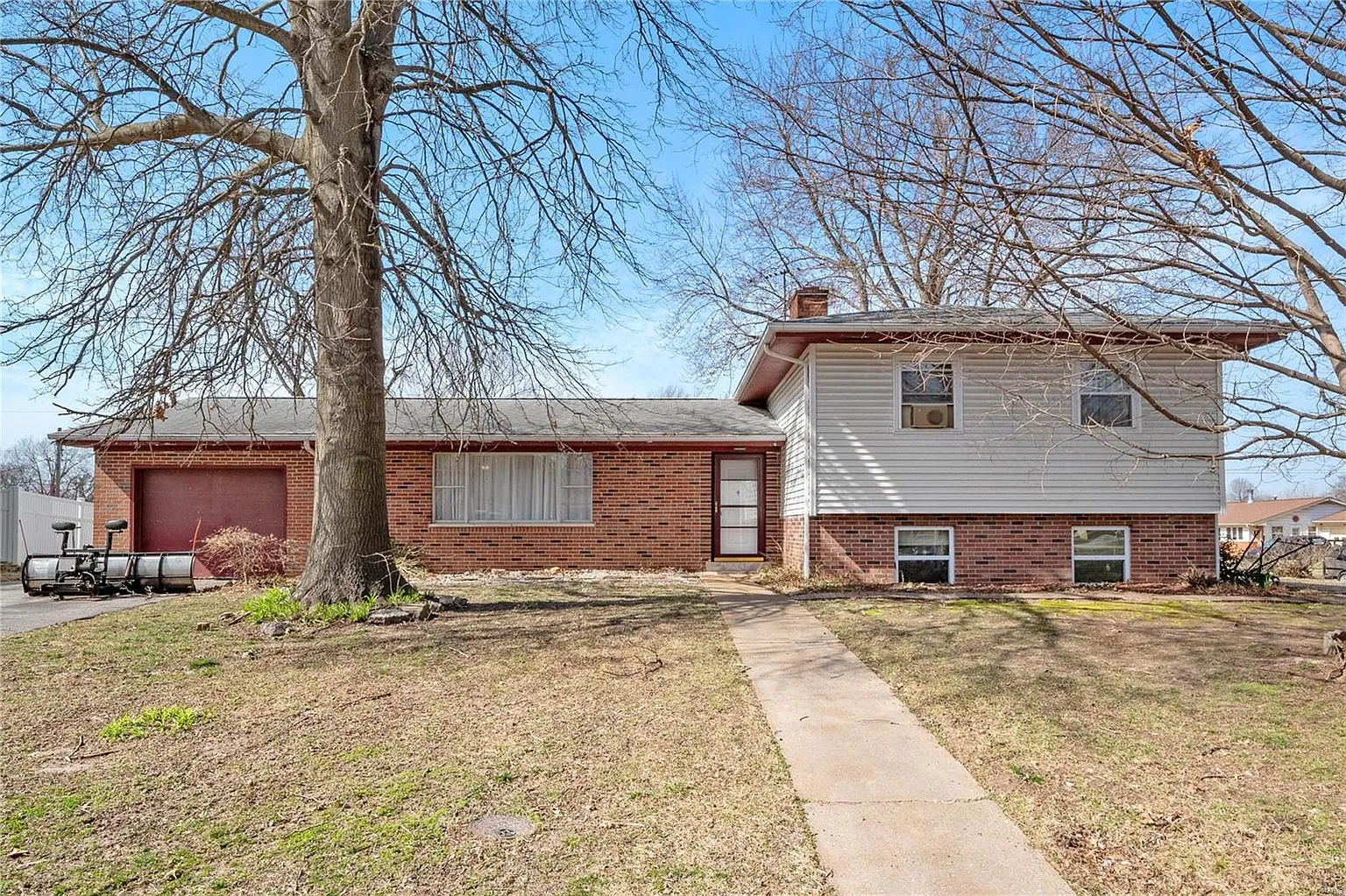 133 Indian Hill Dr photo 1