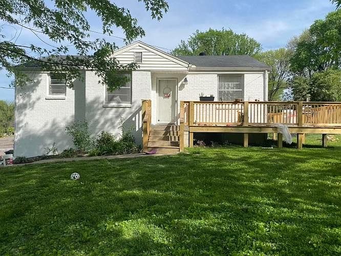 1st image of 2626 Malden Dr