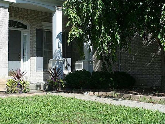 2nd image of 2082 Woodcreek Crossing Blvd