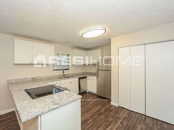 3rd image of 6926 Apache Ln