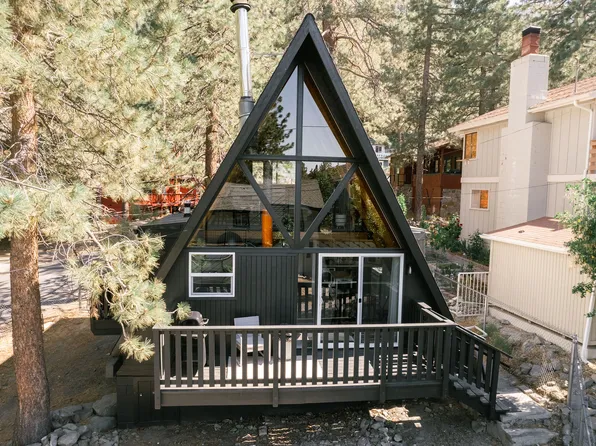 2061 Slippery Elm Rd, Wrightwood, CA 92397