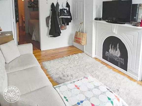 3rd image of 156 14th St #1R
