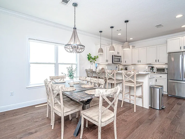 136 Grayling Way — Photo 10