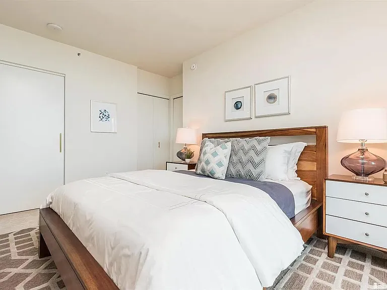401 Harrison St #19F — Photo 12