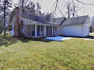 566 Abbott St, Colon, MI 49040