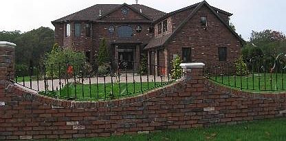 1st image of 51 N Bishop Ln
