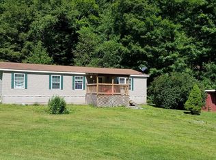 503 Old State Rd, Starlight, PA 18461