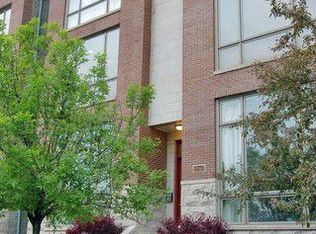 618 N May St #B, Chicago, IL 60642