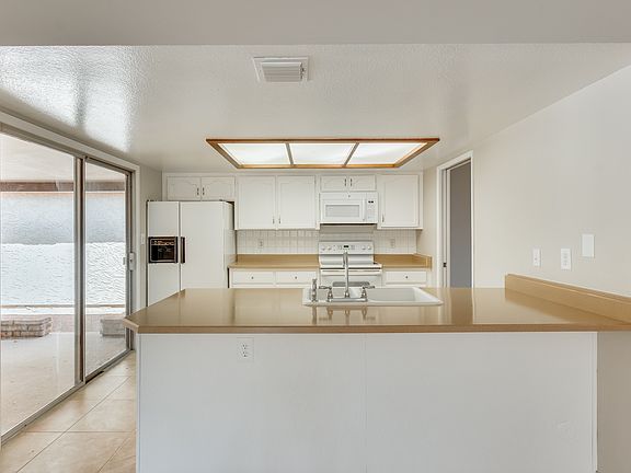 2nd image of 11608 S Maze Ct
