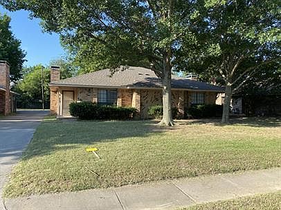 1st image of 1012 Bluebird Dr