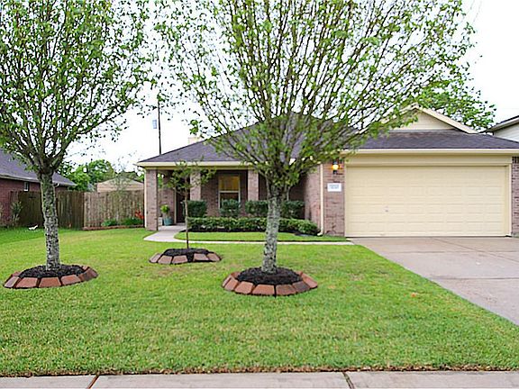 2nd image of 3220 Meadow Bay Ln