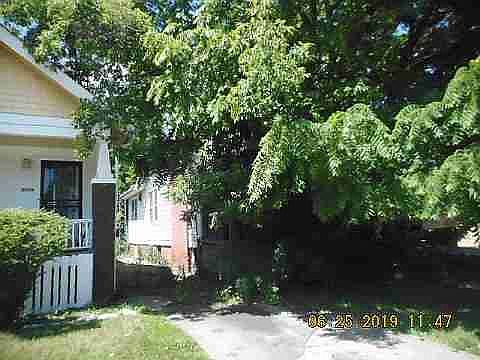 8703 Colfax