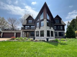 3N065 Anderson Rd, Elburn, IL 60119