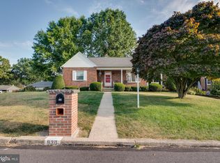 920 Whitner Rd, Reading, PA 19605