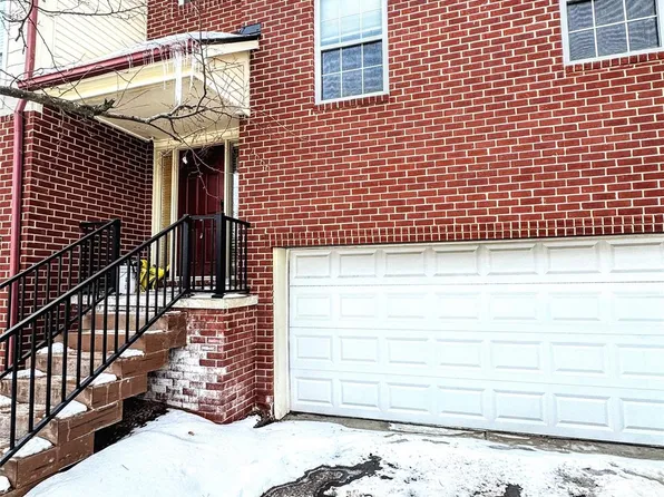 2666 Crooks Rd, Royal Oak, MI 48073