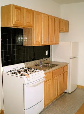 Rented by City Connections Realty | media 75