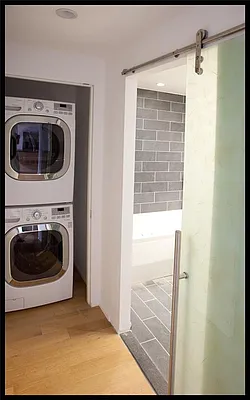 Sold by R New York | media 15