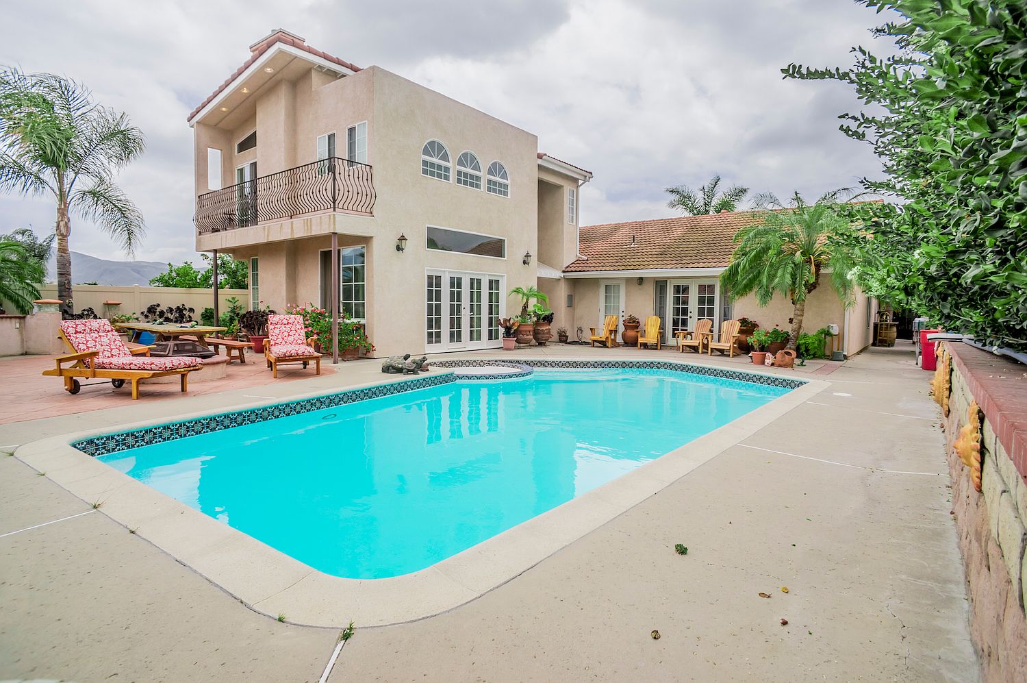 407 Trent Ln, Santa Paula, CA 93060 Zillow