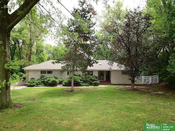 809 S 84th St, Omaha, NE 68114