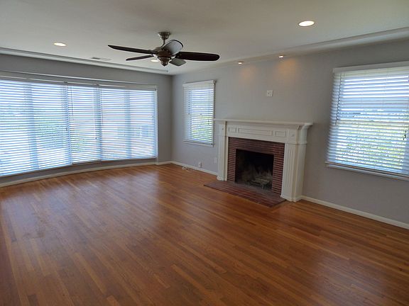 2nd image of 4861 Austin Dr