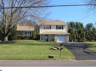 221 Chestnut Dr, Richboro, PA