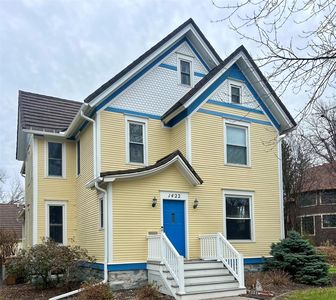 1422 Broad St, Grinnell, IA, 50112
