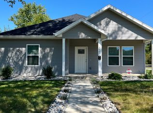 2401 W Walnut St, Springfield, MO 65806