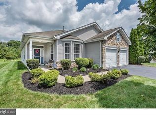 31 Vandevere Ln, Columbus, NJ 08022