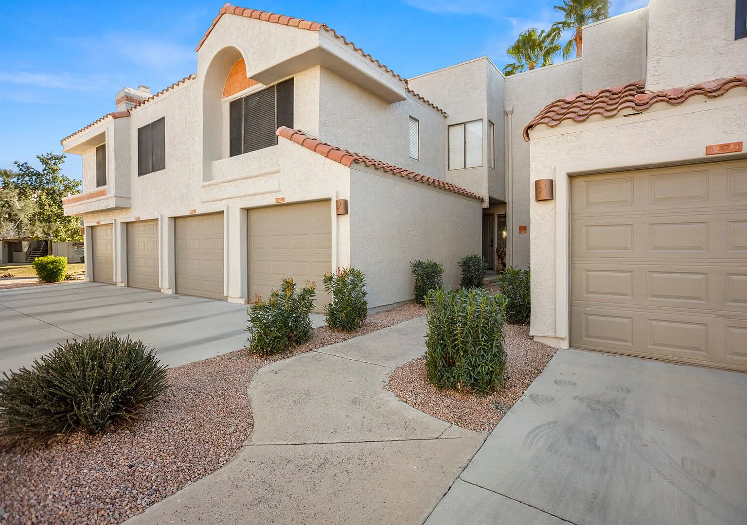 Charming 2BR Condo in Gated Scottsdale Ranch Community! — Photo 2