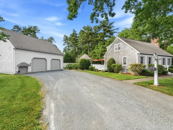 536 Plymouth St, Middleboro, MA 02346
