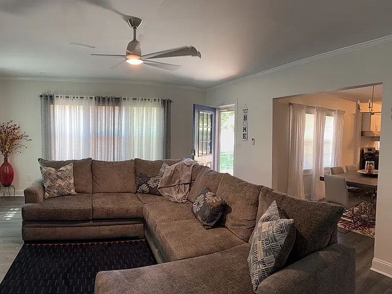 611 Rockingham Rd — Photo 10