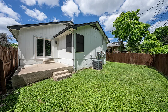 12221 Little Fatima Ln — Photo 2