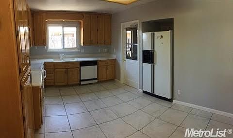 1st image of 4252 Elkhorn Blvd