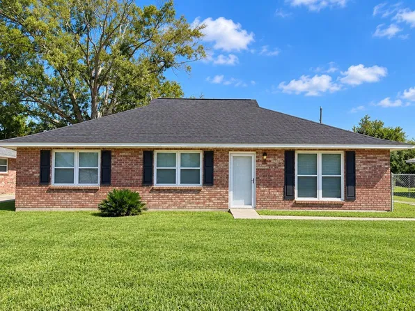 11354 Peggy St, Saint Amant, LA 70774