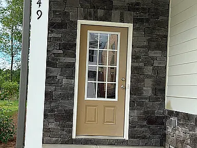 Building Photo - 49 Shelter Ln E