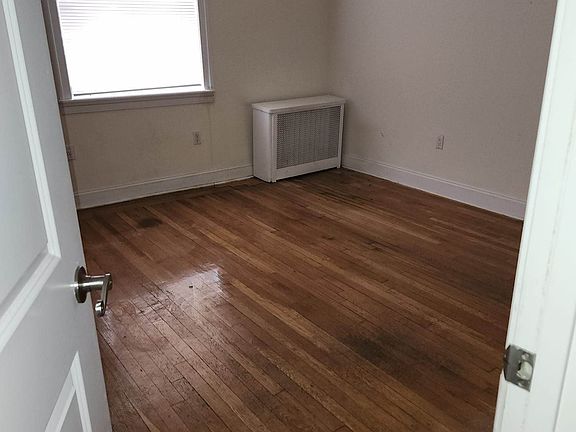 5th image of 80-45 Kew Gardens Rd #40