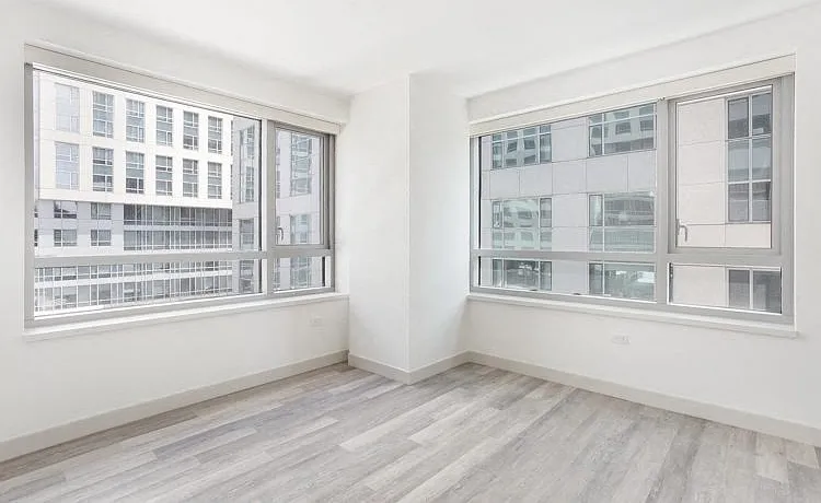 33 8th at Trinity Place — Photo 41