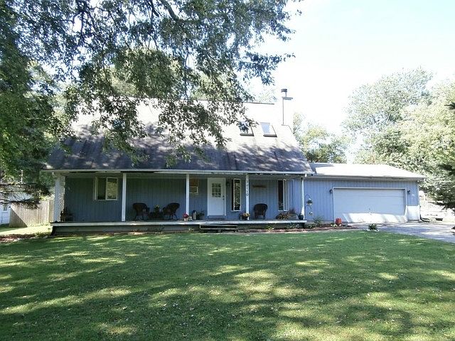 1st image of 39110 N Poplar St