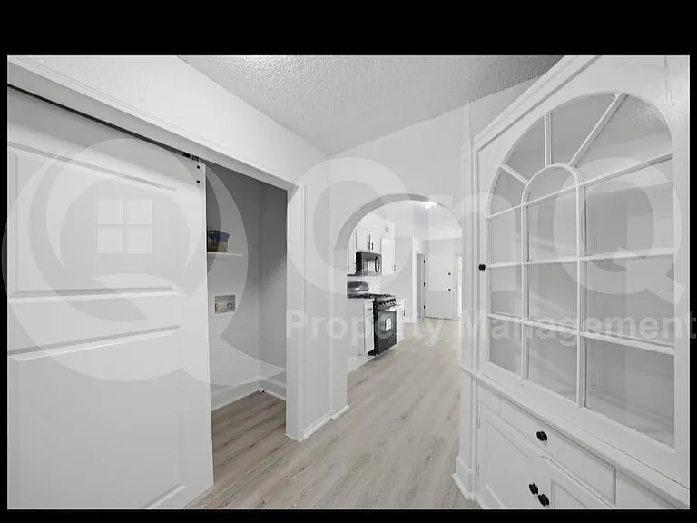 3350 Grafton Ave — Photo 8