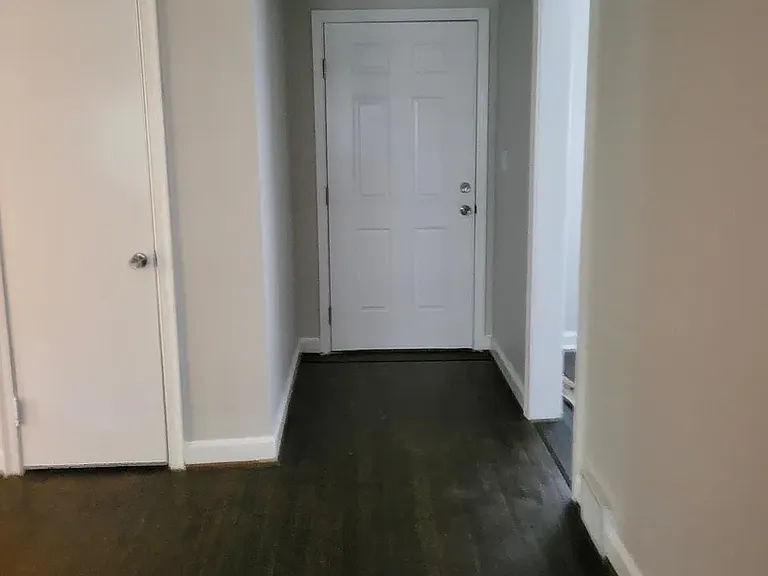 510 Hilderbrand Dr — Photo 8