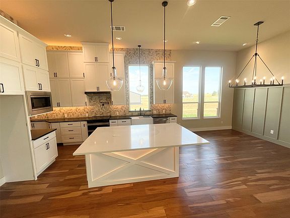 5th image of 1083 Dixie Estates Way