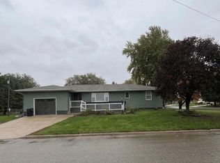 401 N Main St, Kiester, MN 56051