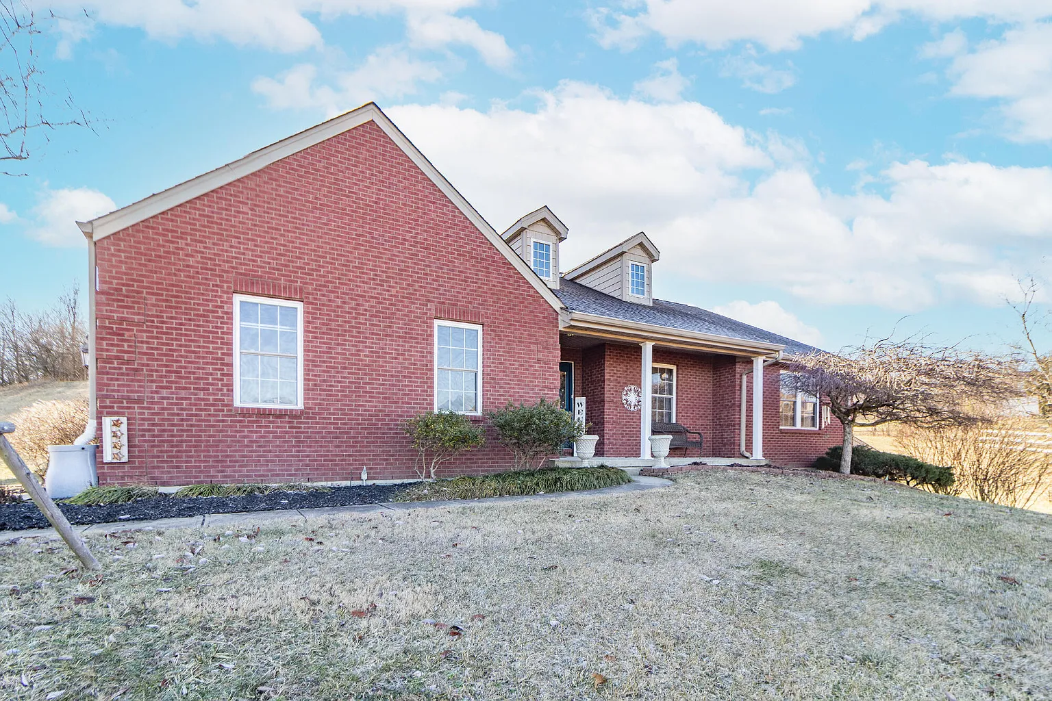 1550 Poplar Ridge Rd photo 1
