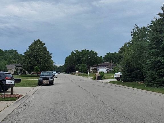 4th image of 9001 S 78th Ave