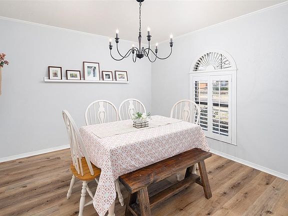 4th image of 3828 Fall Wheat Dr