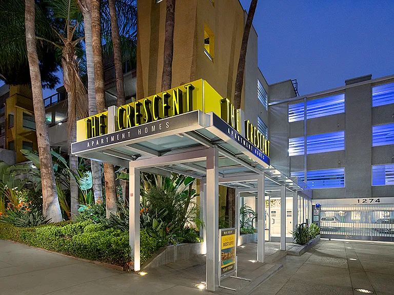 The Crescent At West Hollywood — Photo 25